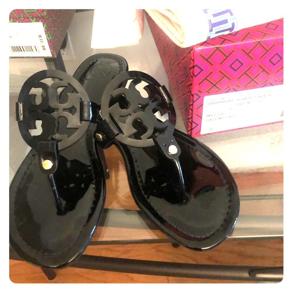 NWT Tory Burch sandals